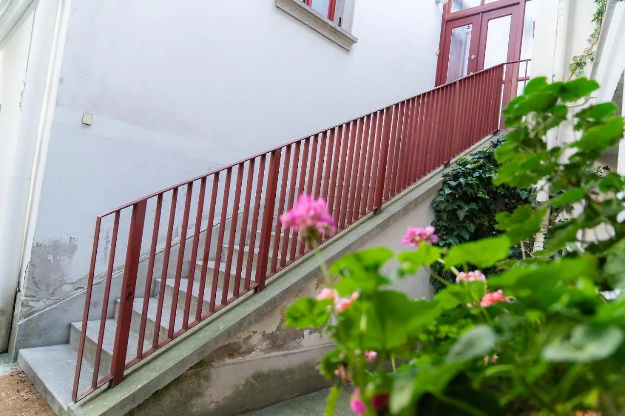 Carlone House Apartman Eger Homestay szállás